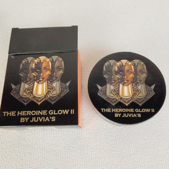New Juvias Place Its Electric Glass Gloss and The Heroine Glow II highlighter - Picture 4 of 6